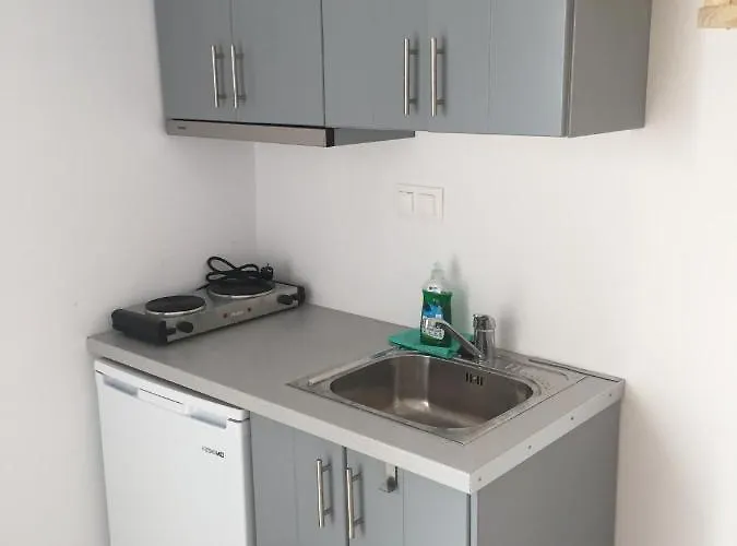 Depis & * Naxos City